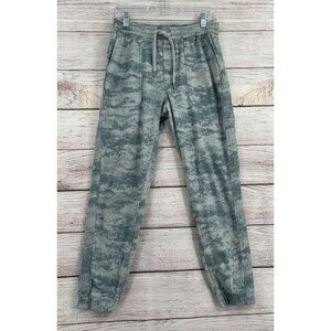 Athleta Tech‎ Camouflage Farallon Jogger Pants Women's Size Petite Small Gray